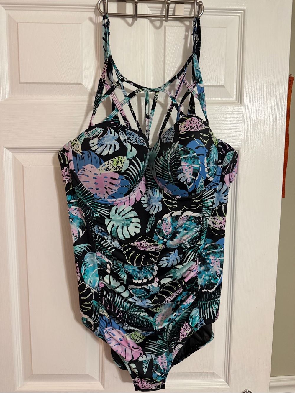 Women’s Tropical Print One-Piece Swimsuit - Black Multi-2xl new w/o tags-TORRID